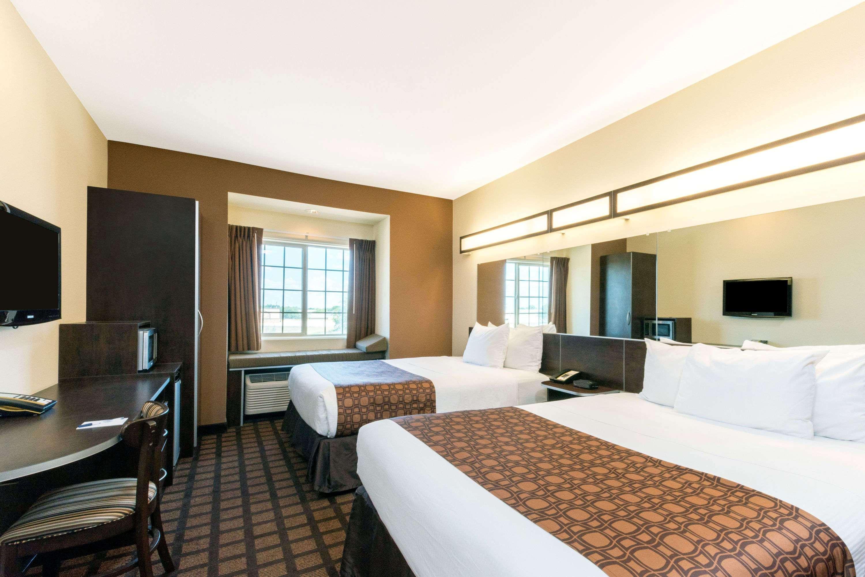 Microtel Inn And Suites Eagle Pass Eksteriør bilde