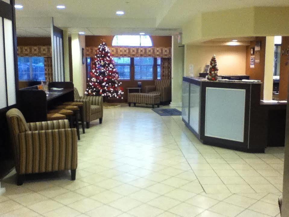 Microtel Inn And Suites Eagle Pass Eksteriør bilde
