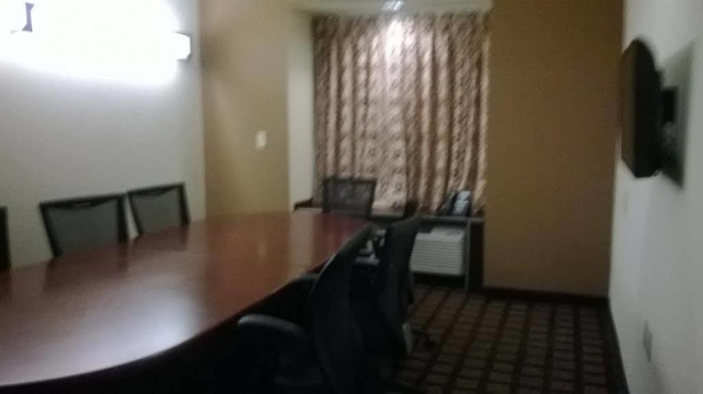 Microtel Inn And Suites Eagle Pass Eksteriør bilde
